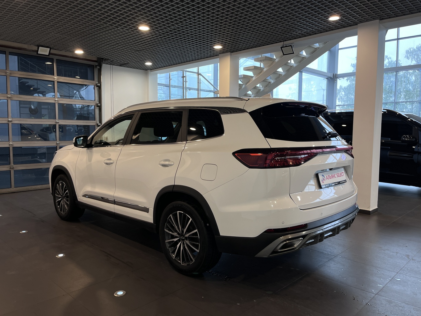 CHERY TIGGO 8