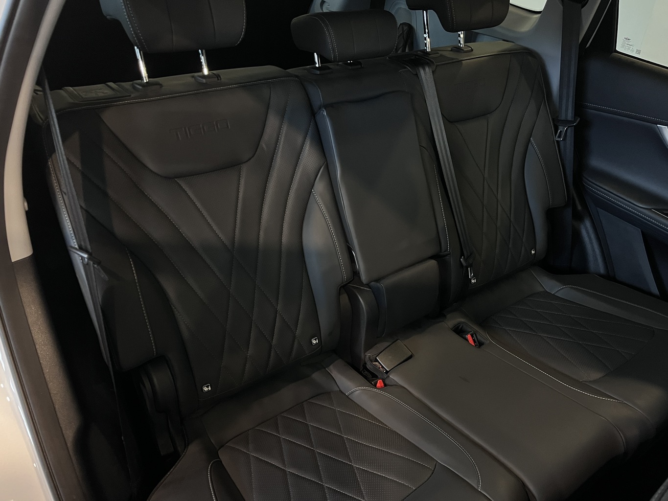 CHERY TIGGO 8