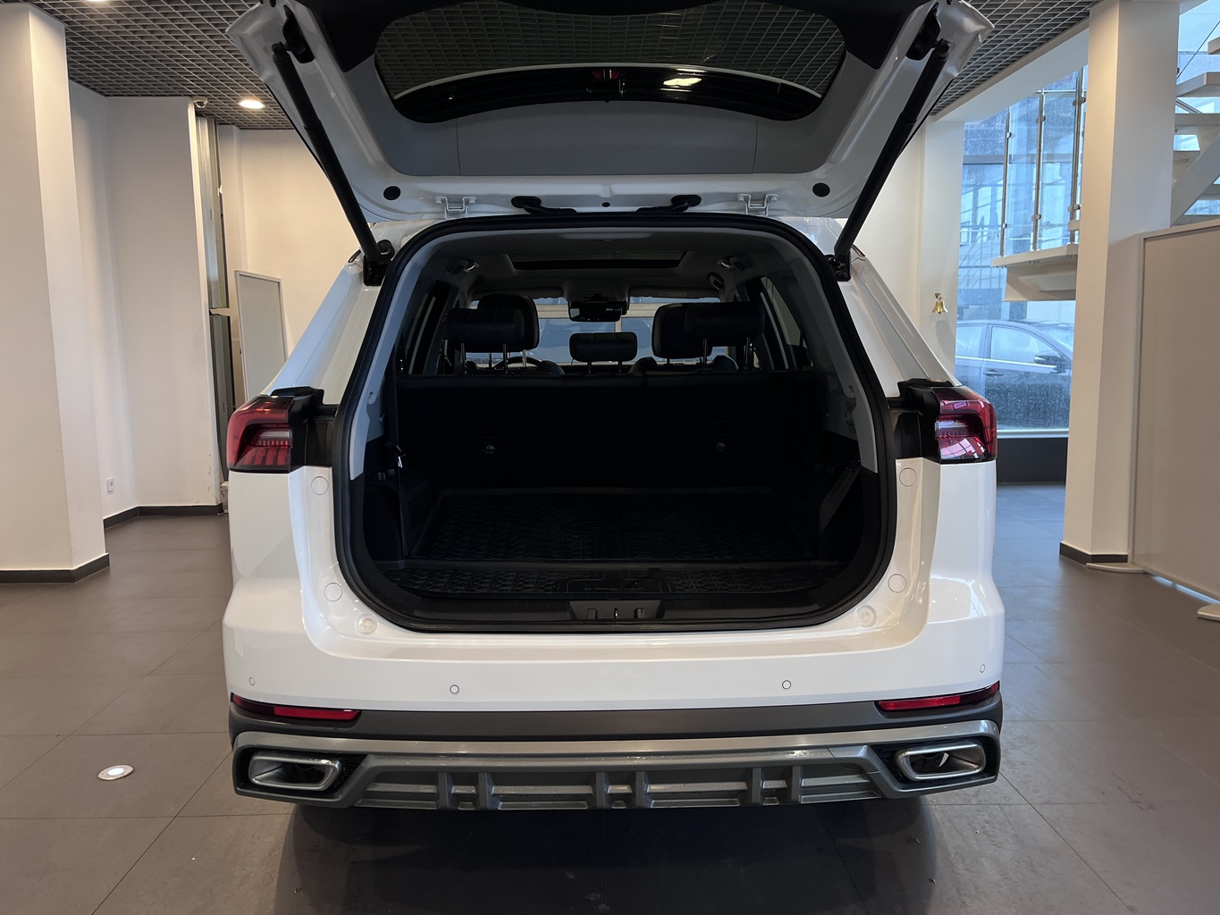 CHERY TIGGO 8