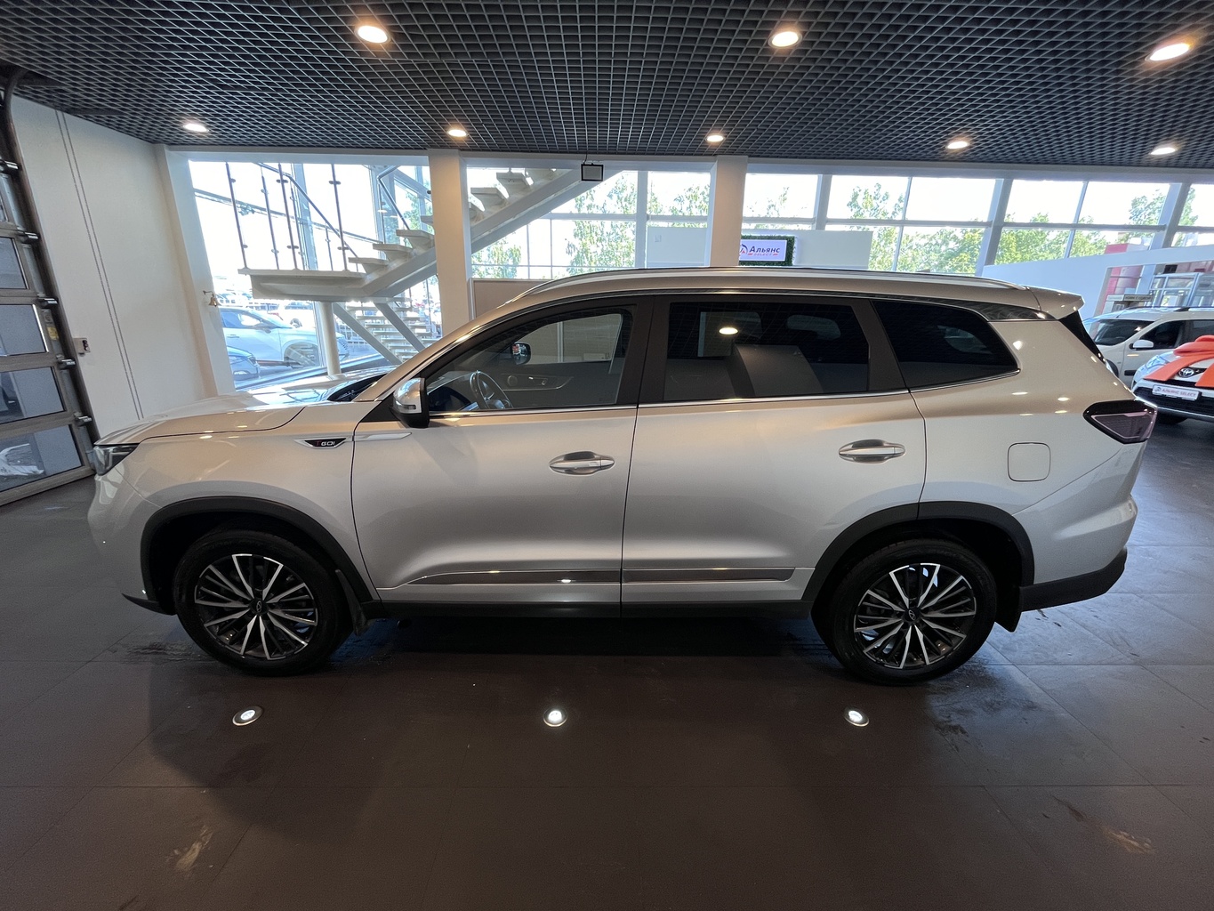 CHERY TIGGO 8