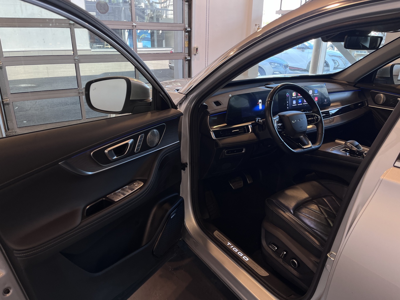 CHERY TIGGO 8