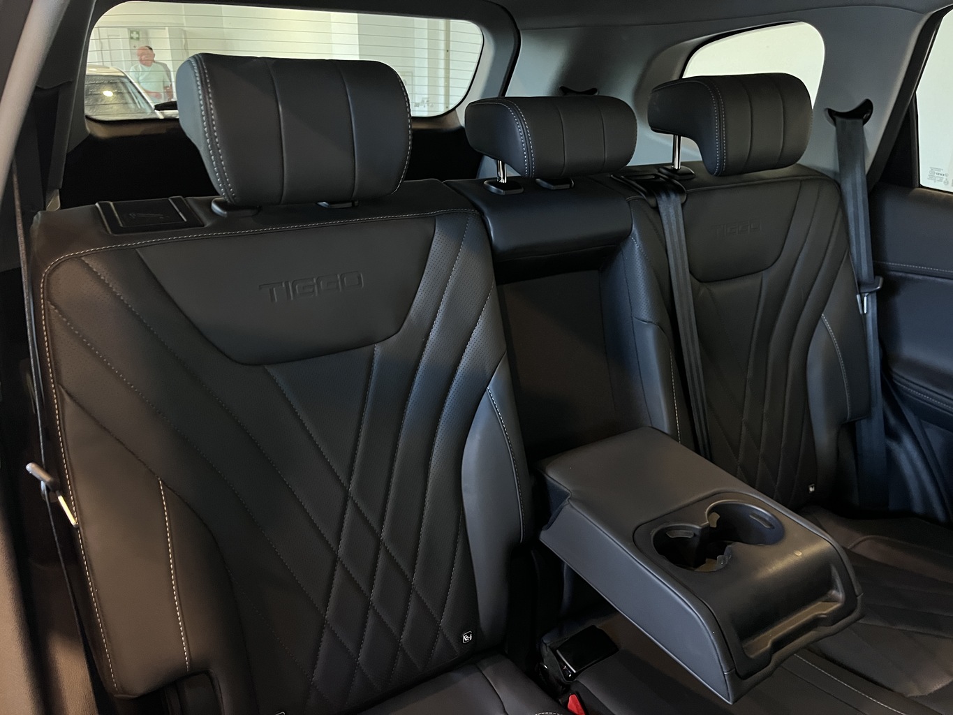 CHERY TIGGO 8