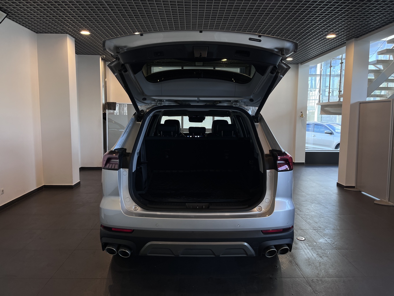 CHERY TIGGO 8