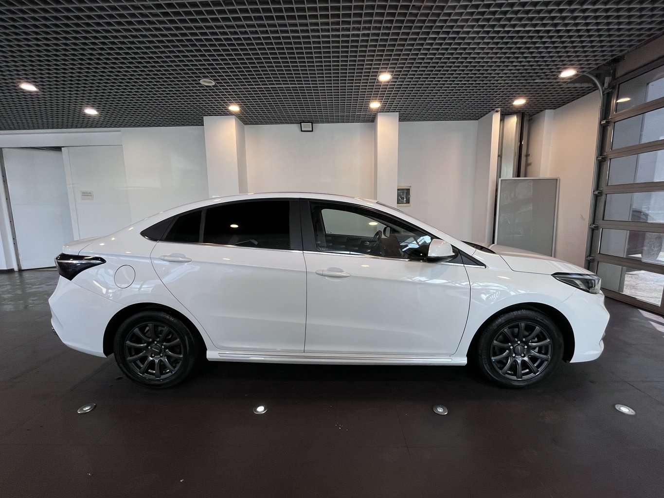 OMODA S5