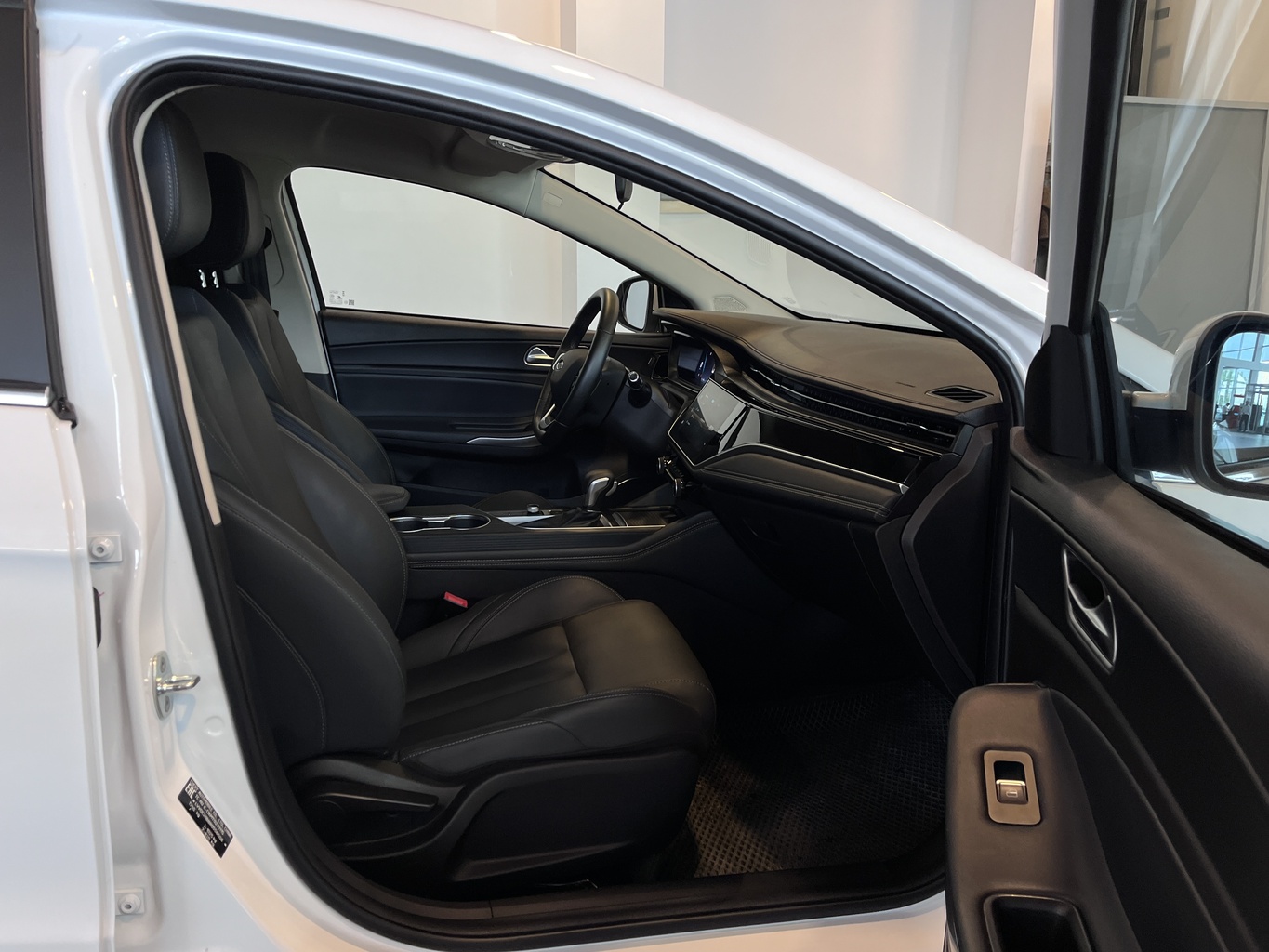 OMODA S5