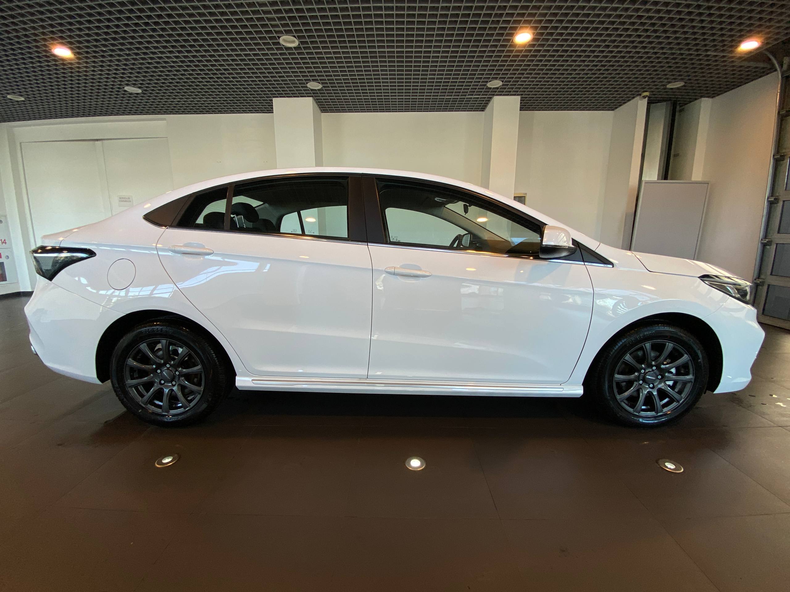 OMODA S5