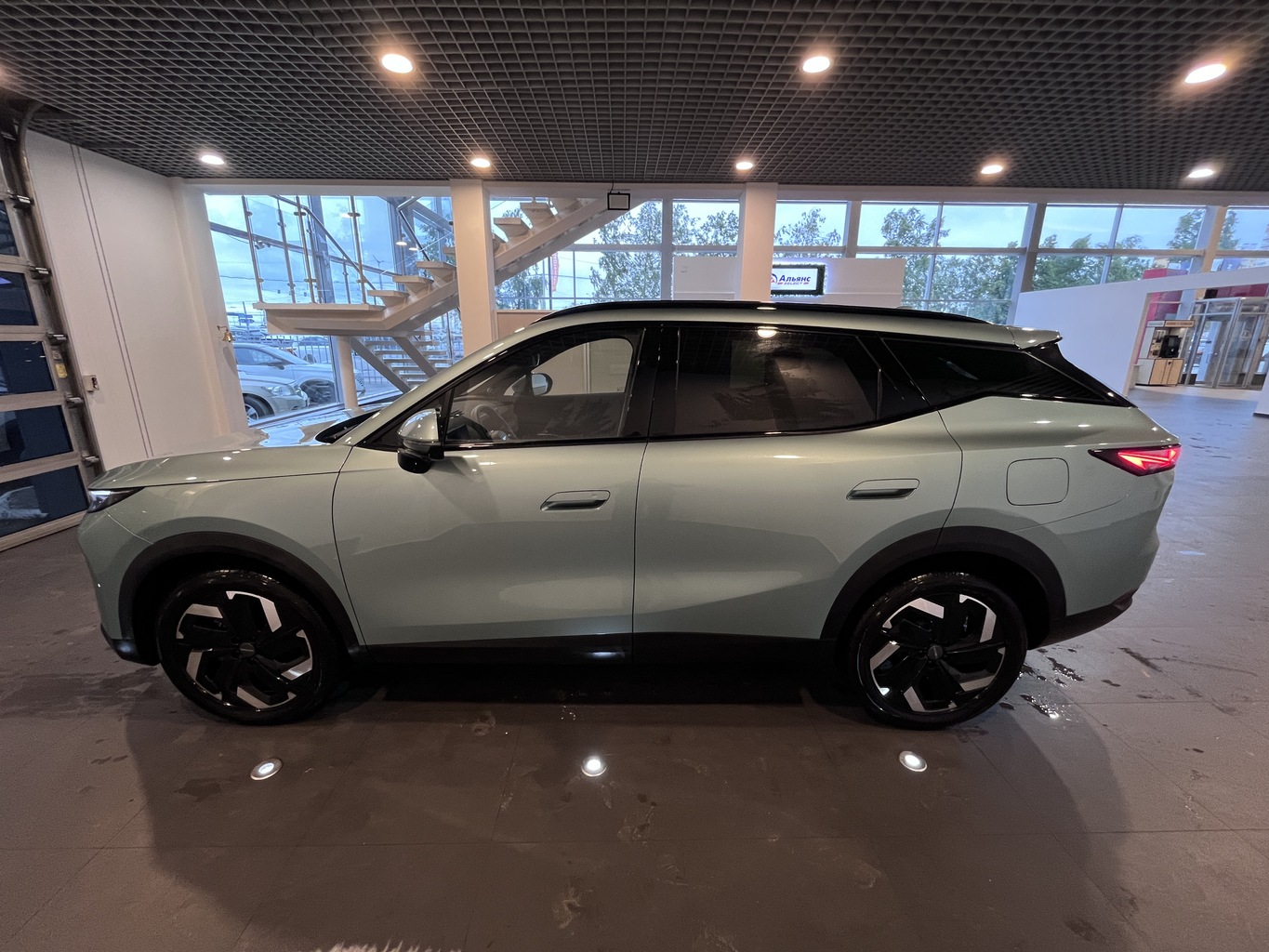 OMODA C7
