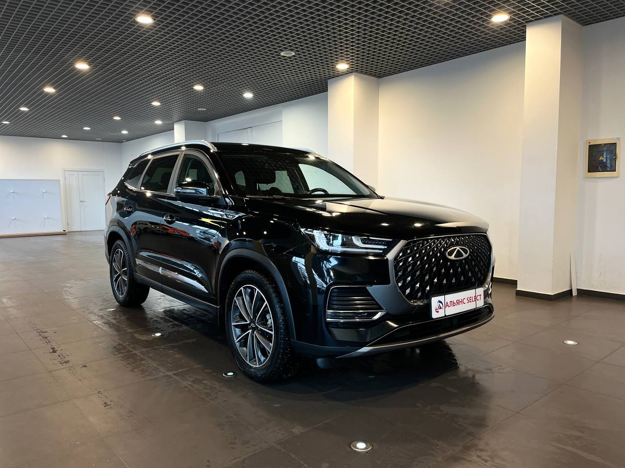 CHERY TIGGO 8