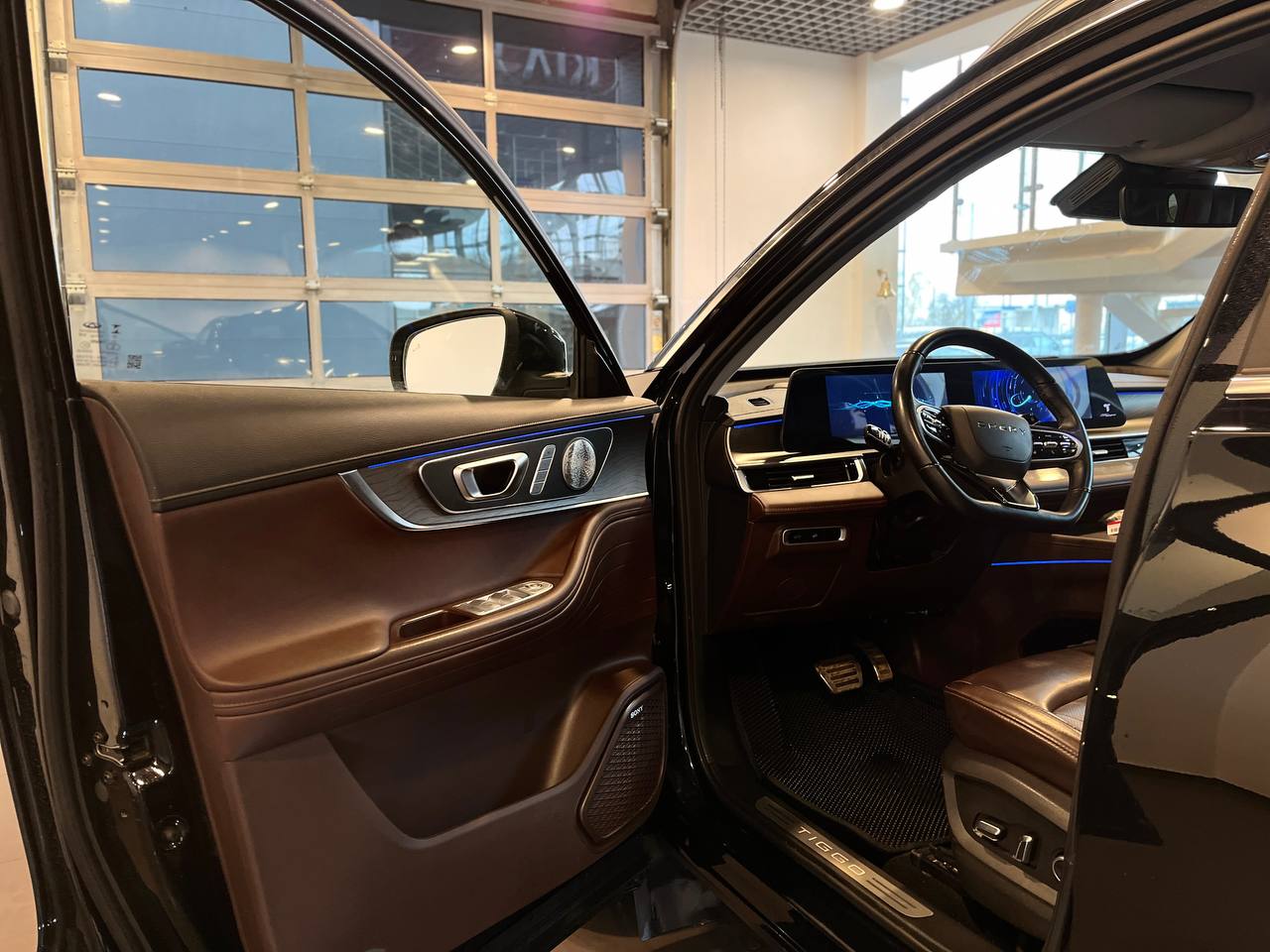 CHERY TIGGO 8