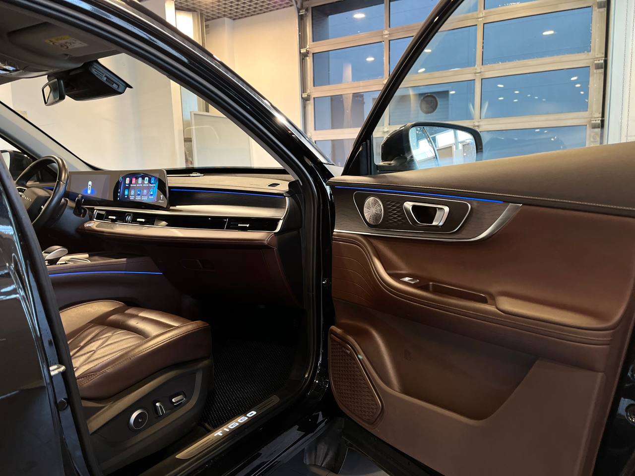 CHERY TIGGO 8