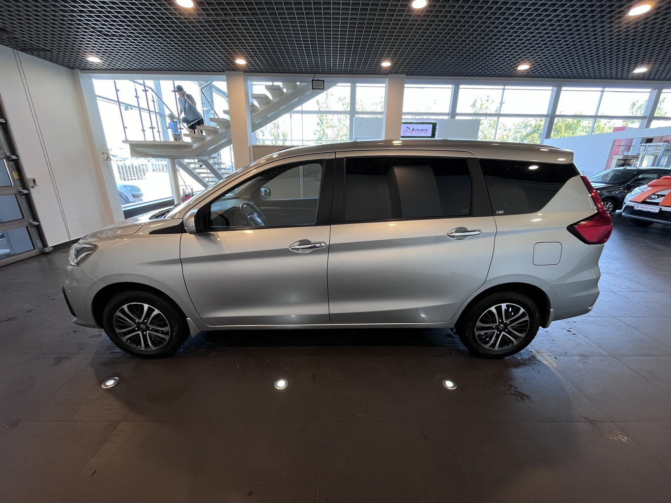 SUZUKI ERTIGA
