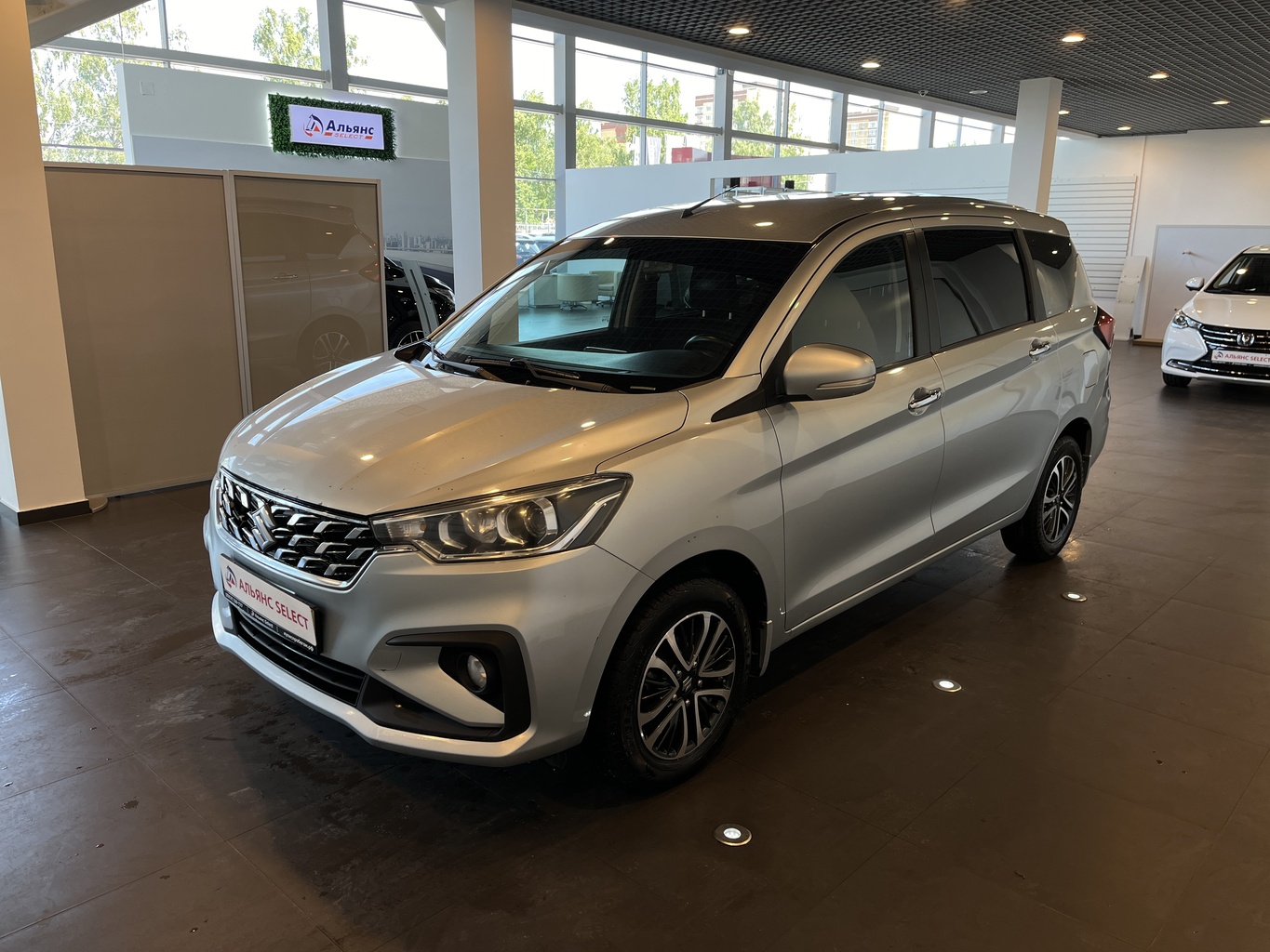 SUZUKI ERTIGA