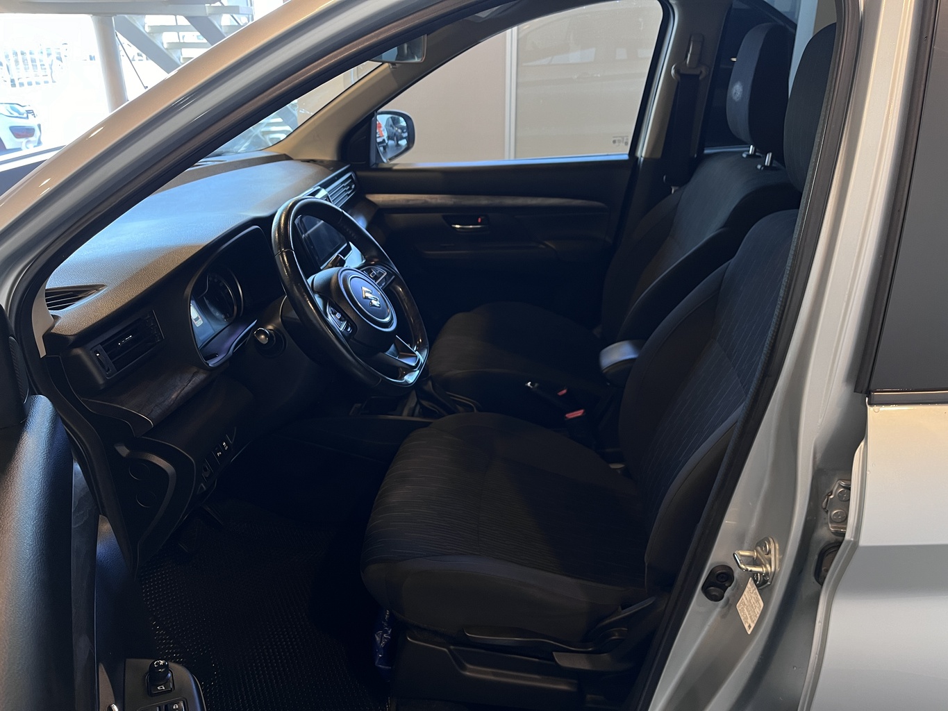 SUZUKI ERTIGA