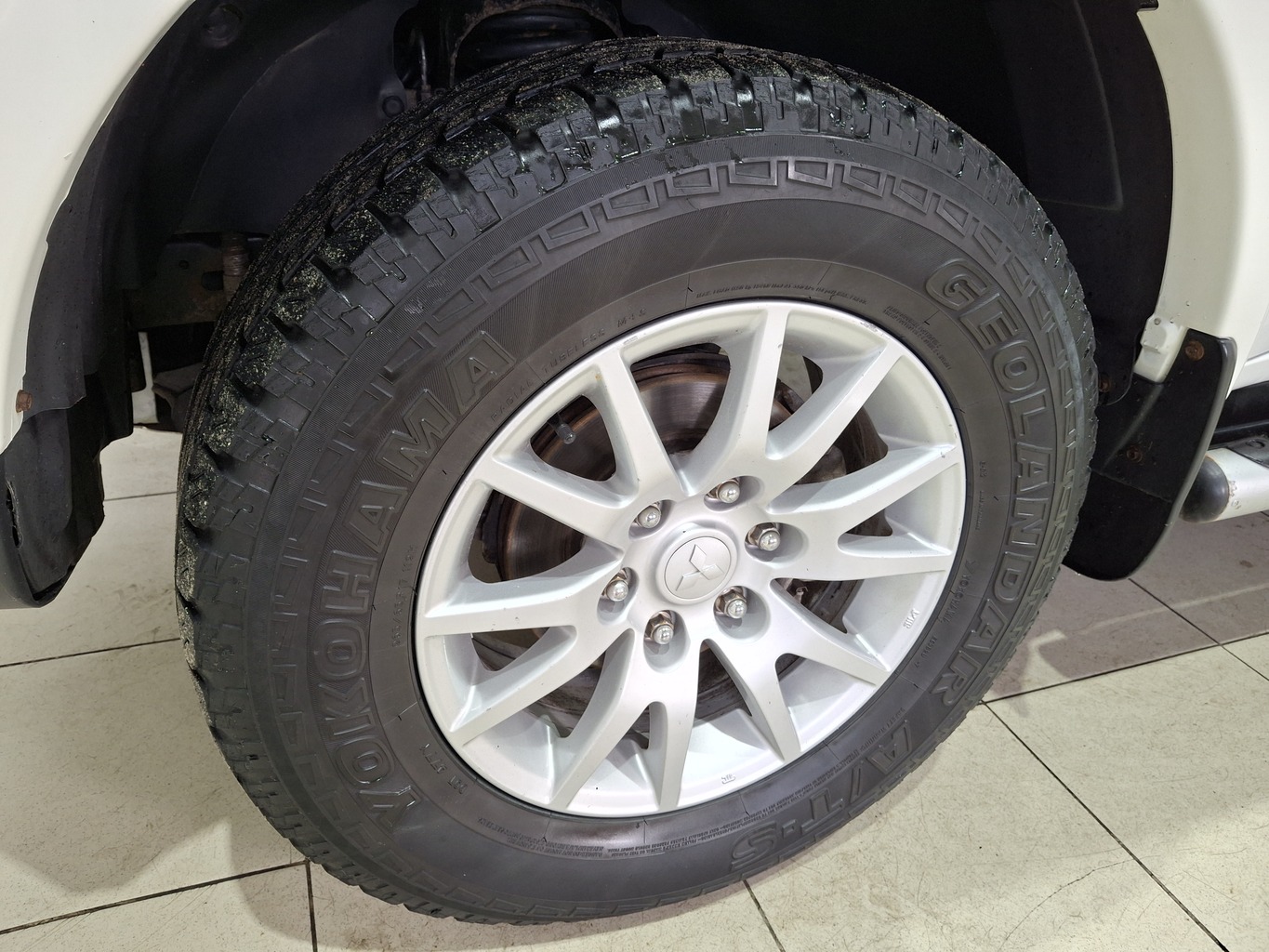 MITSUBISHI PAJERO SPORT
