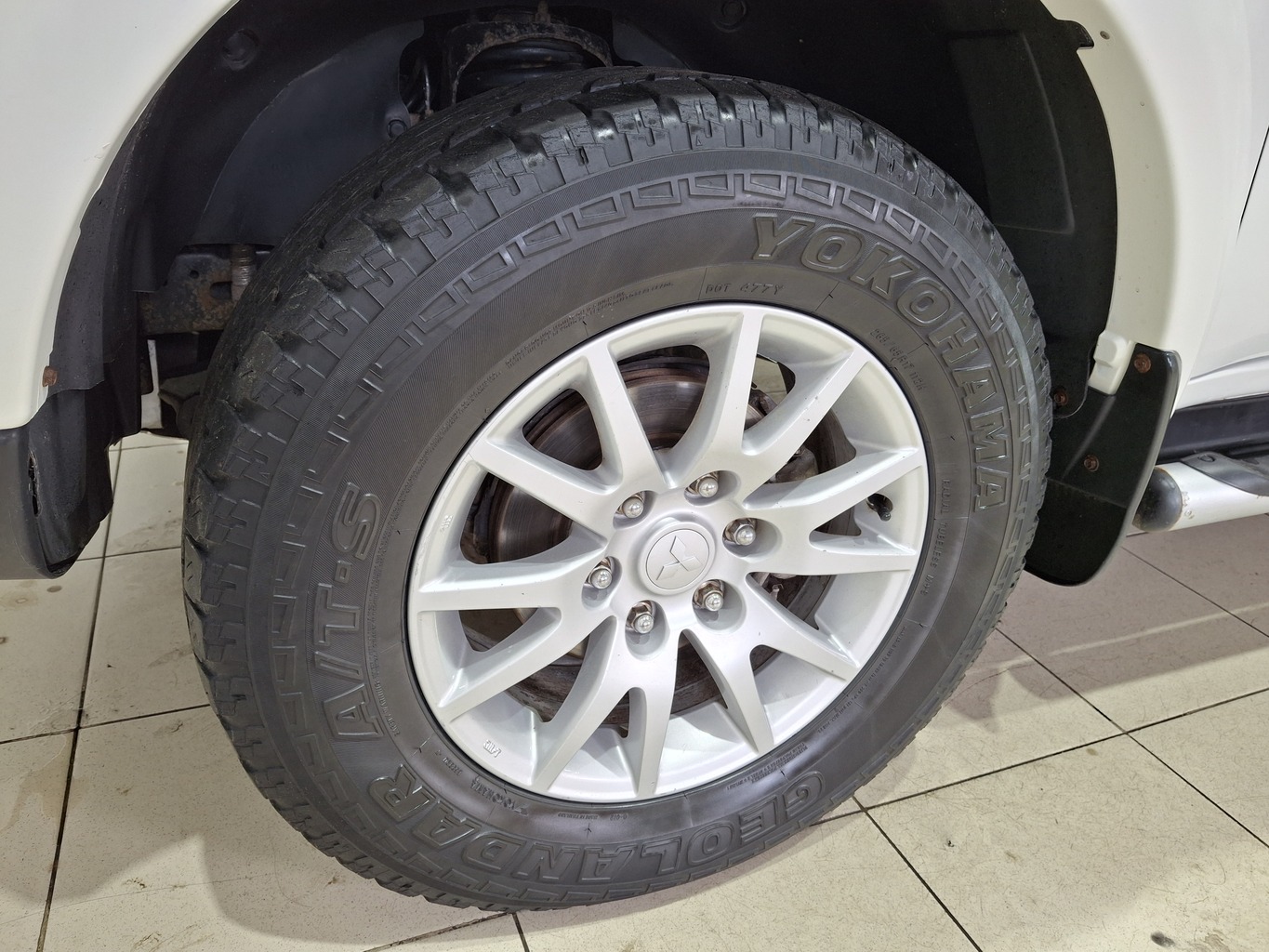 MITSUBISHI PAJERO SPORT