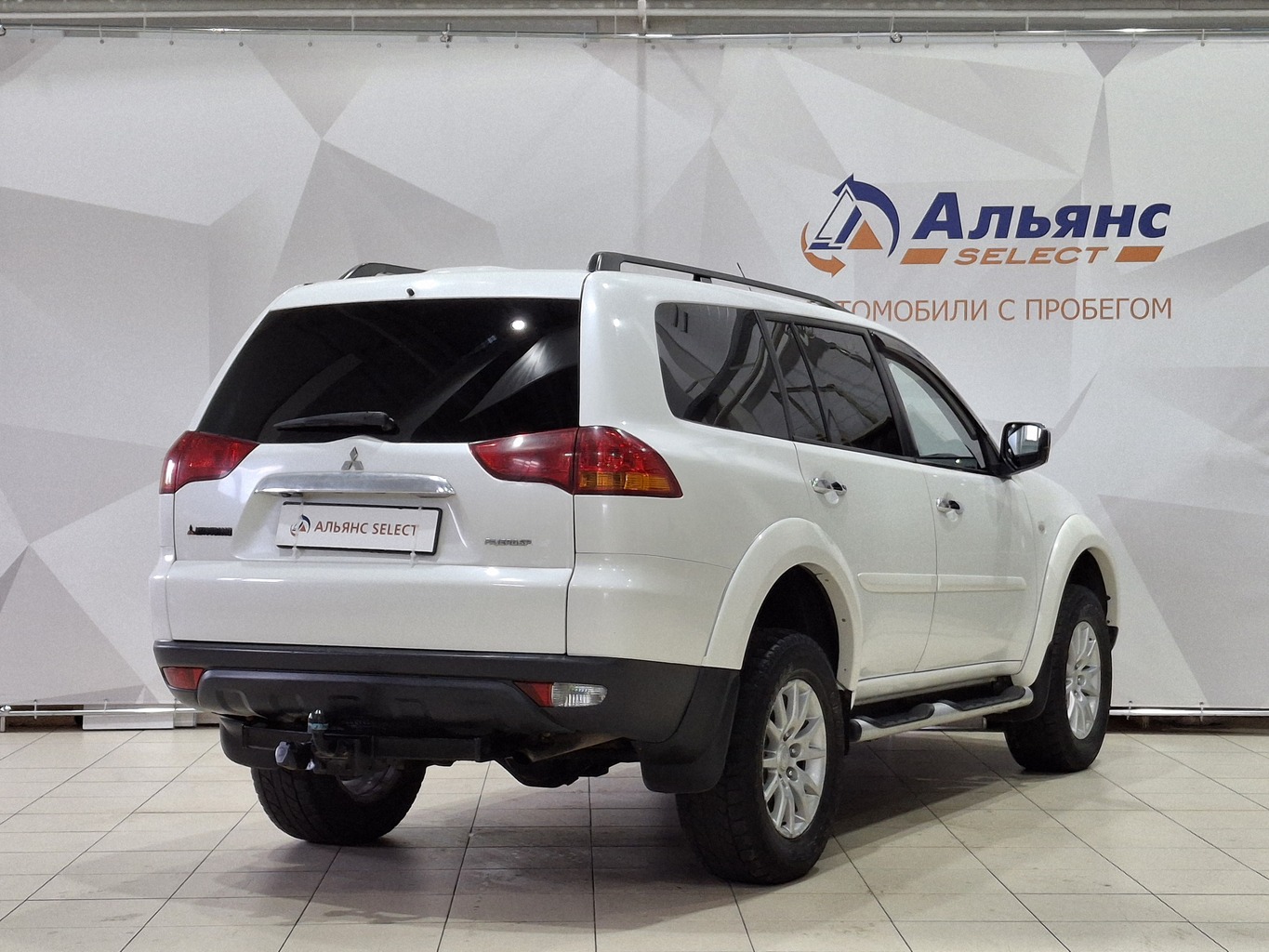 MITSUBISHI PAJERO SPORT