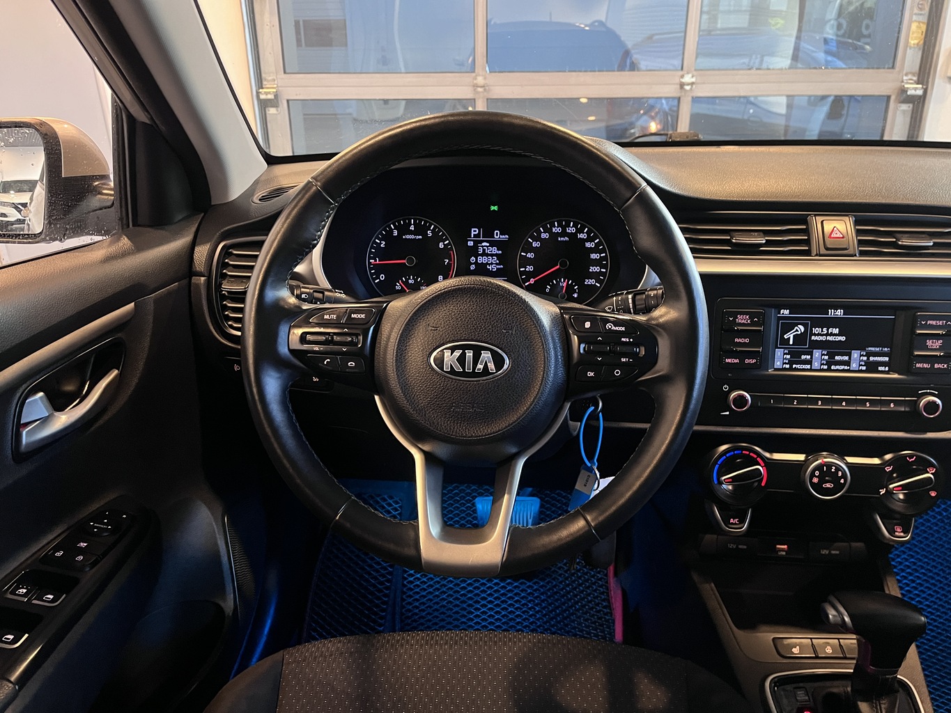 KIA RIO