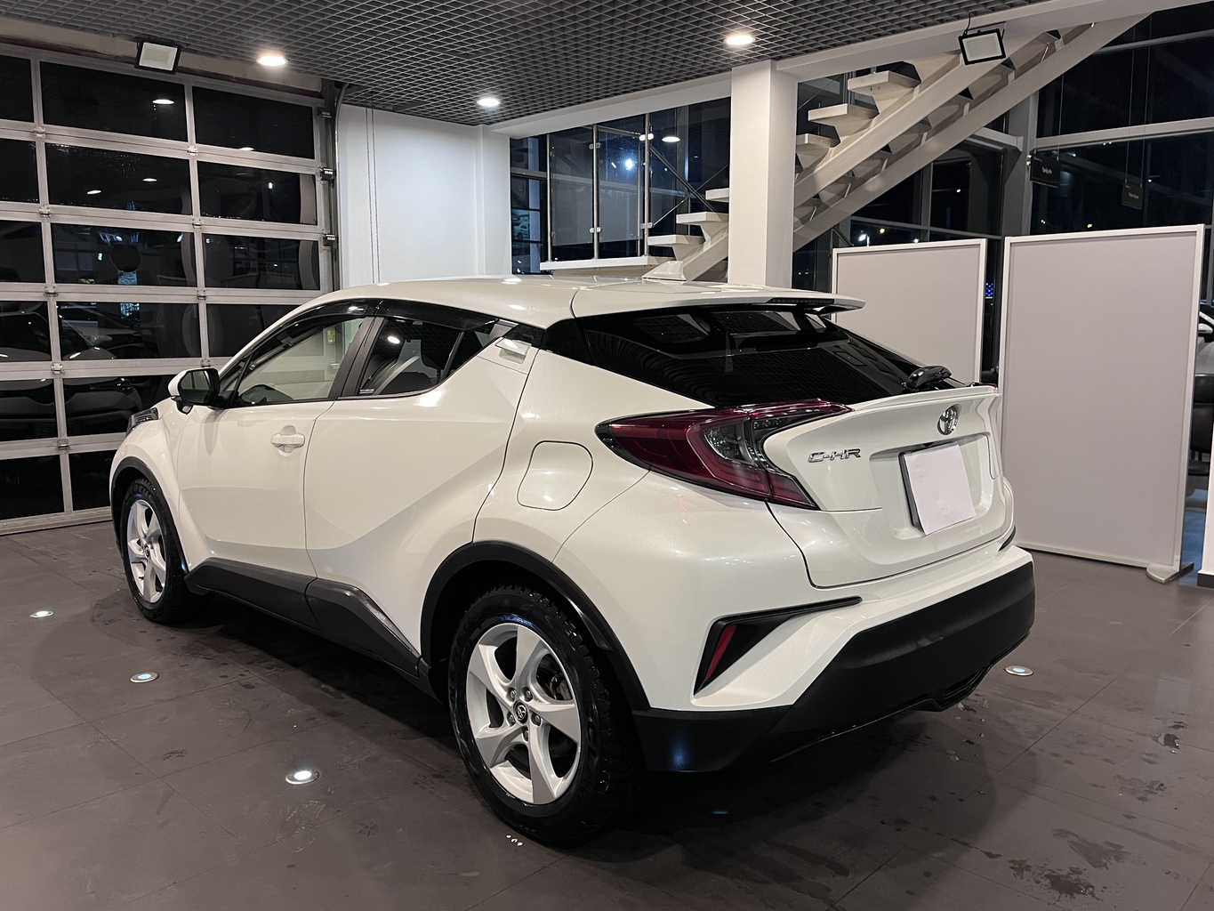 TOYOTA C-HR