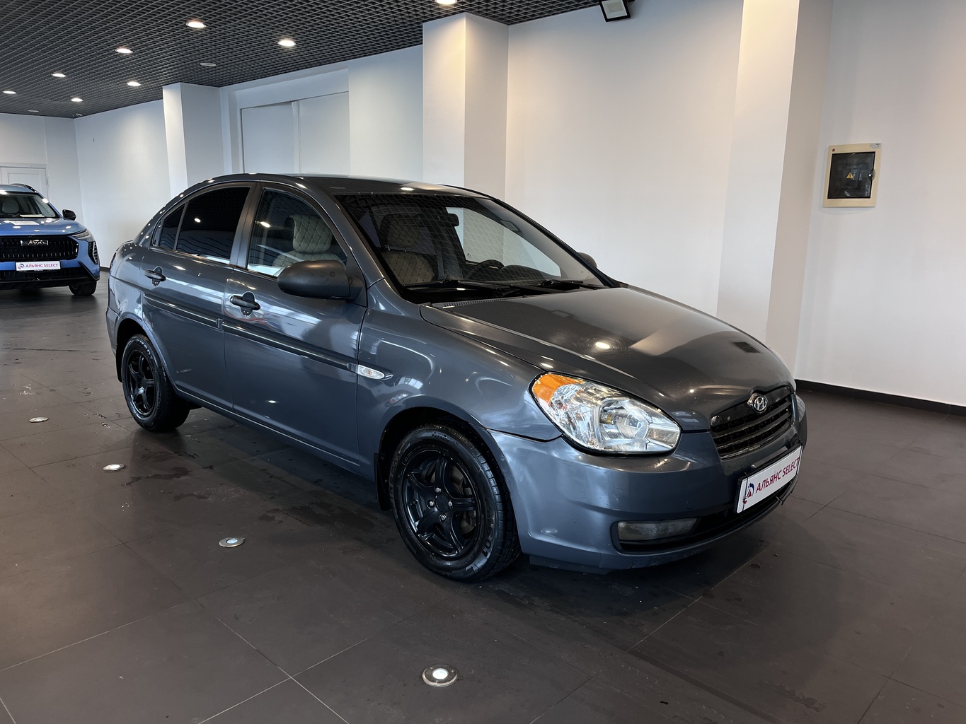 HYUNDAI VERNA