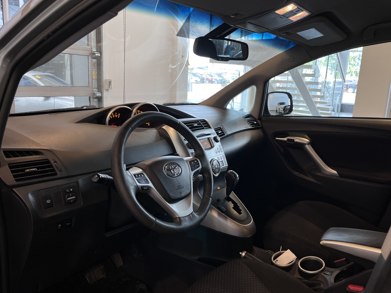 TOYOTA VERSO