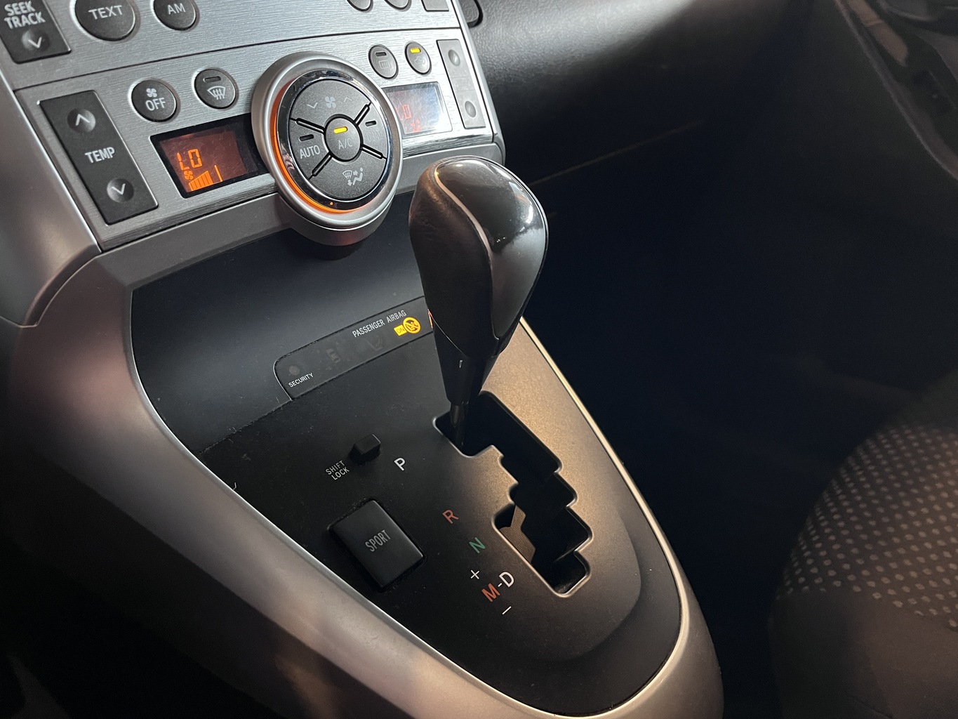 TOYOTA VERSO