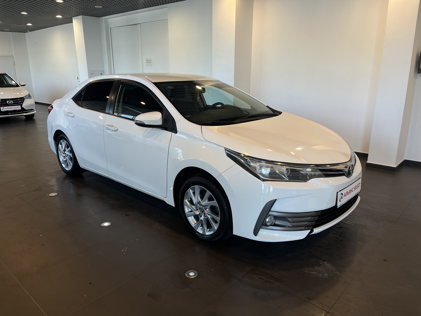 TOYOTA COROLLA