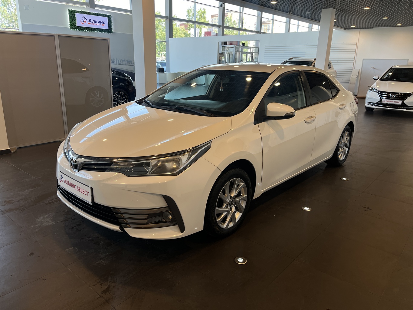 TOYOTA COROLLA