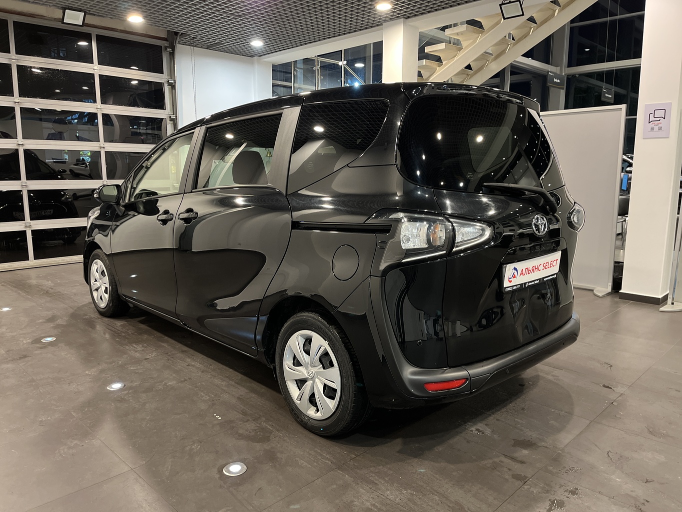 TOYOTA SIENTA