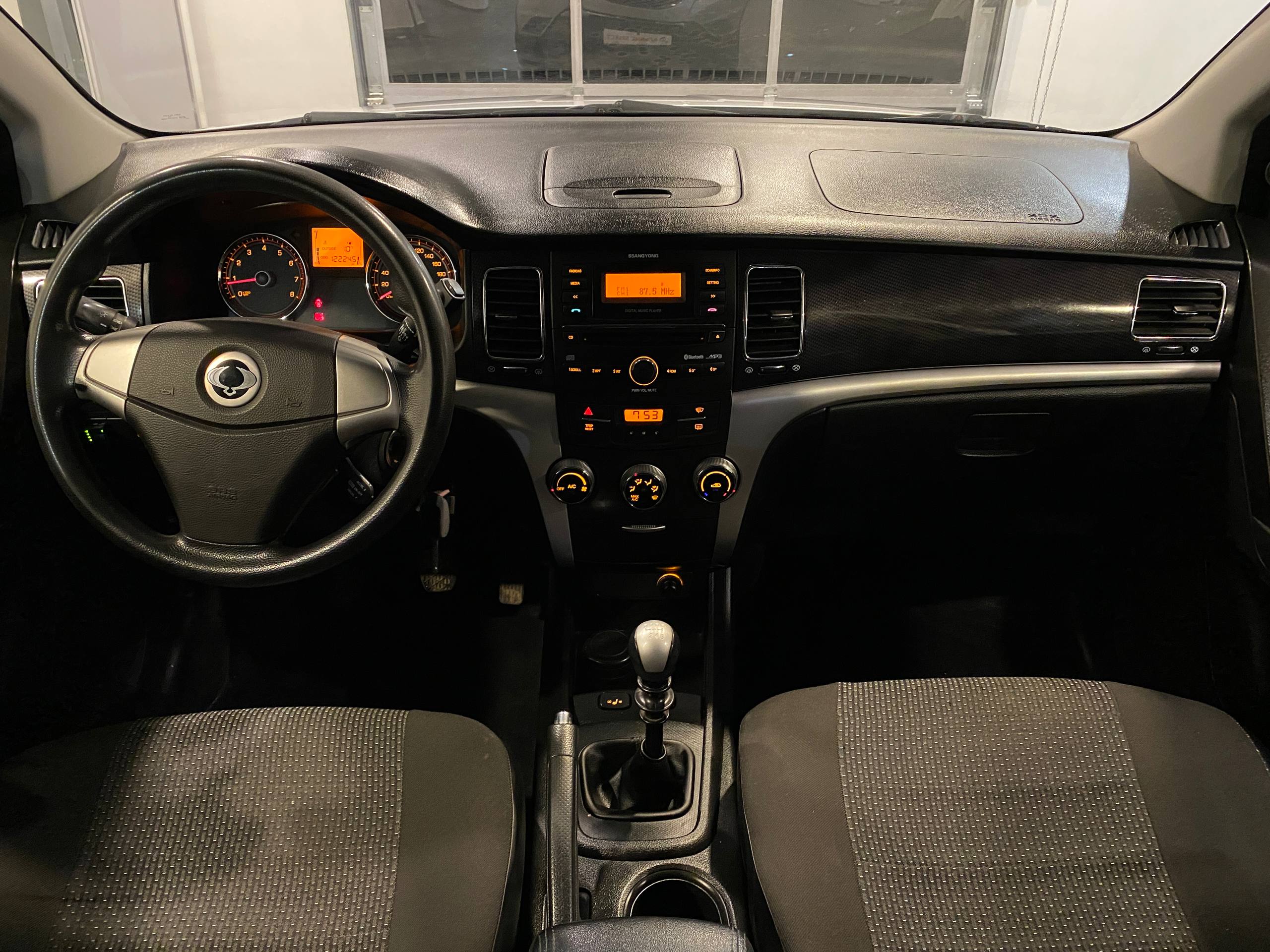 SSANGYONG ACTYON