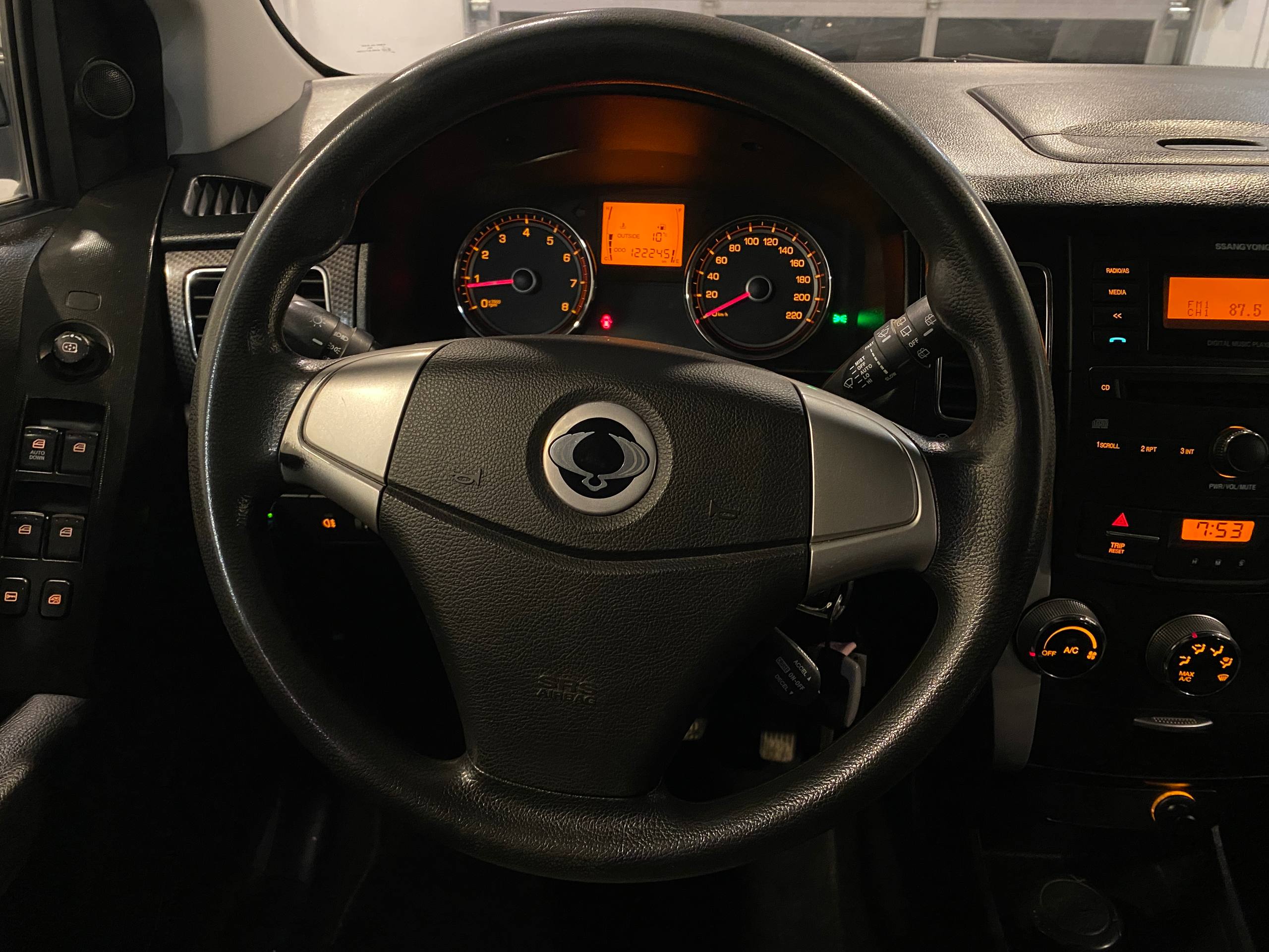SSANGYONG ACTYON