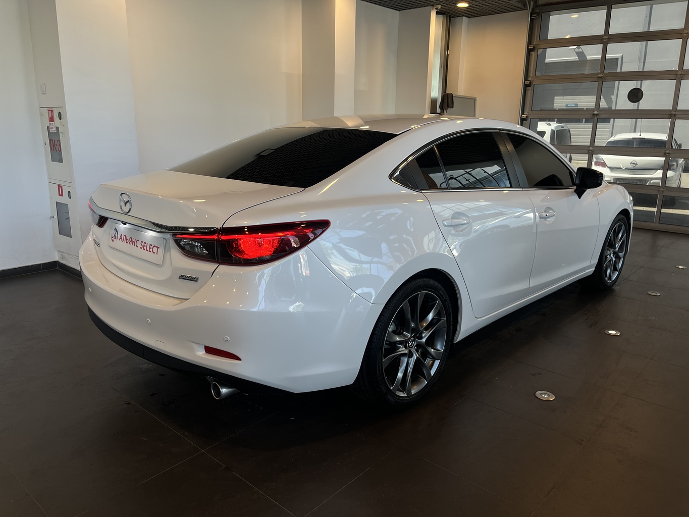 MAZDA 6