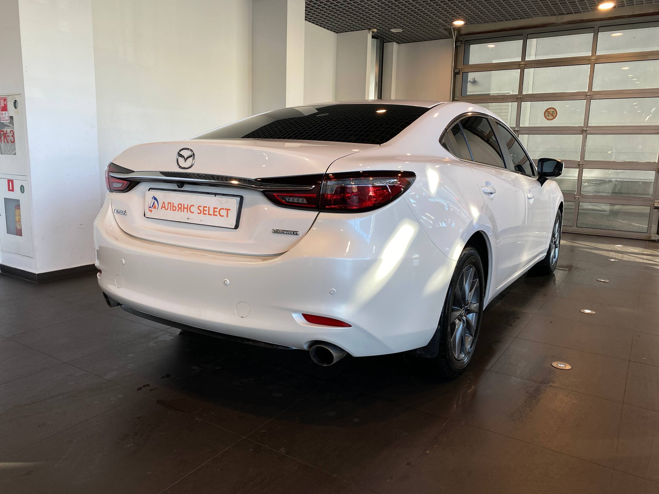 MAZDA 6