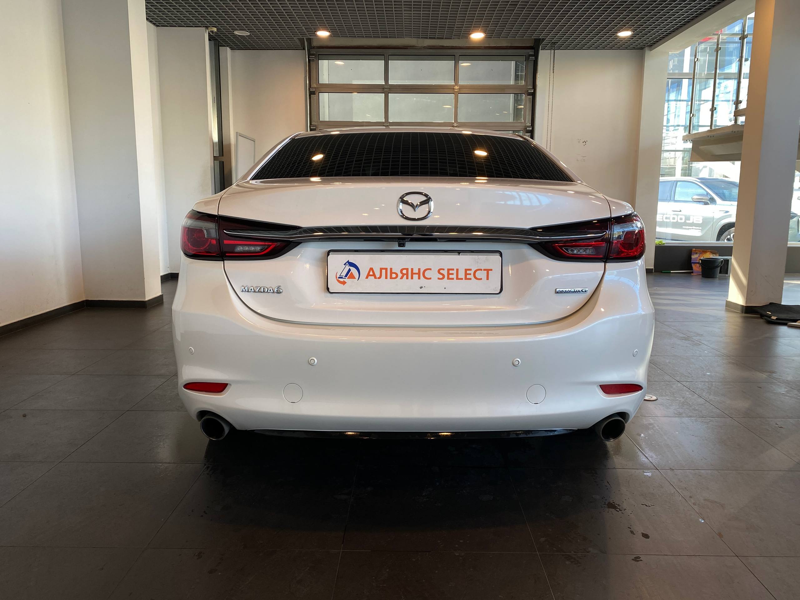 MAZDA 6