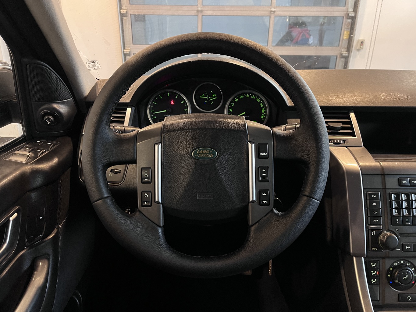 LAND ROVER RANGE ROVER