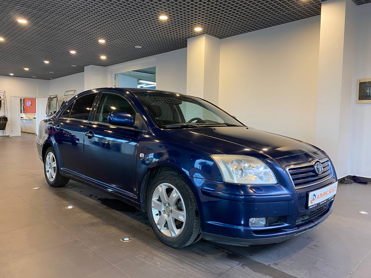 TOYOTA AVENSIS