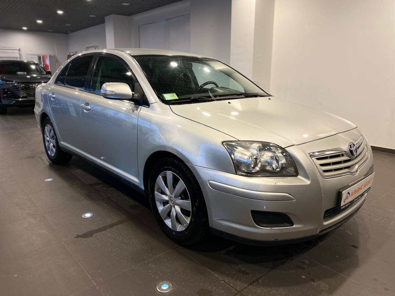 TOYOTA AVENSIS