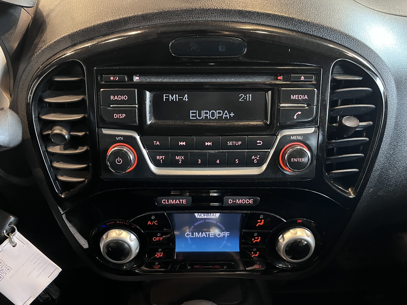 NISSAN JUKE