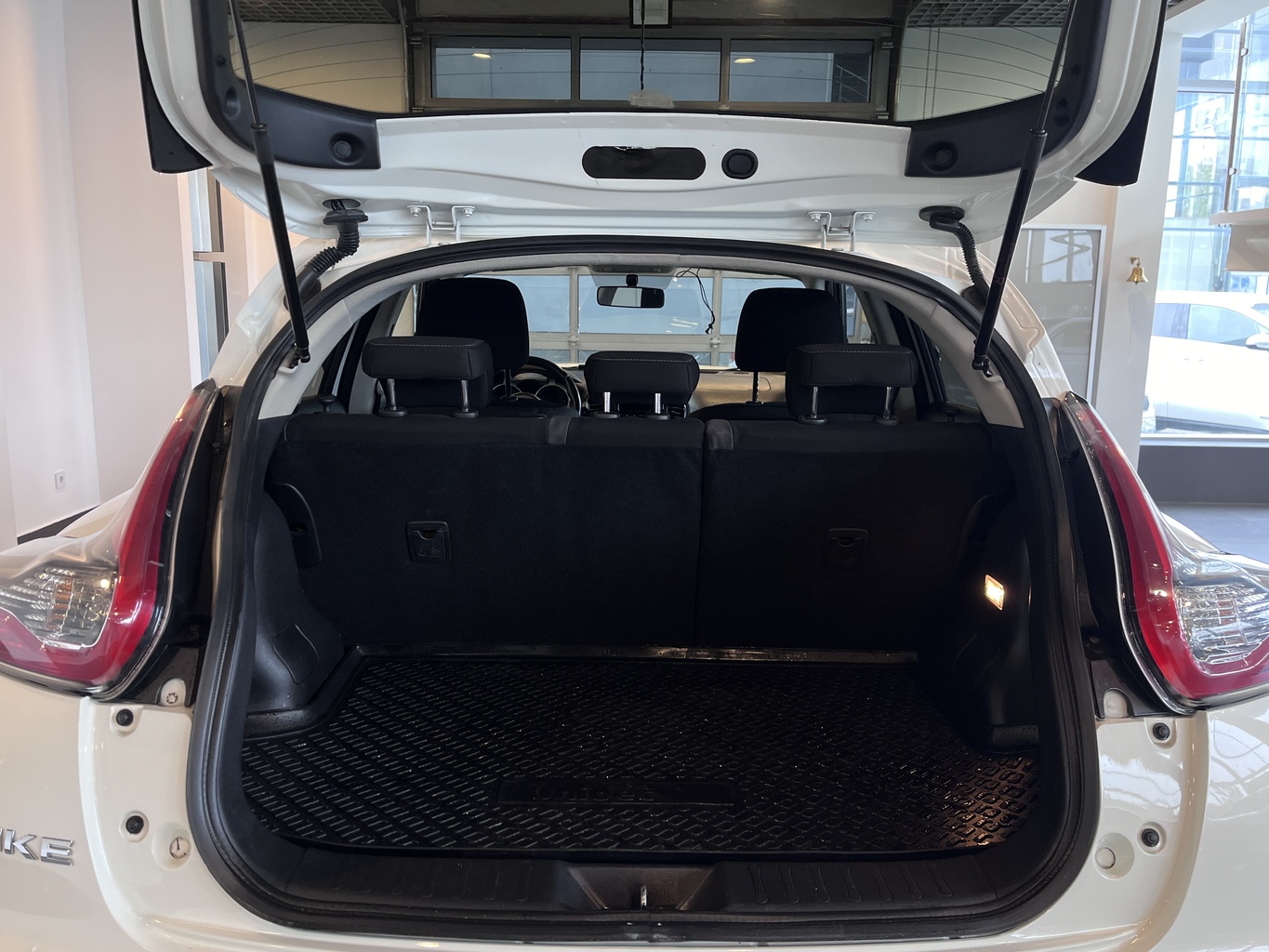NISSAN JUKE