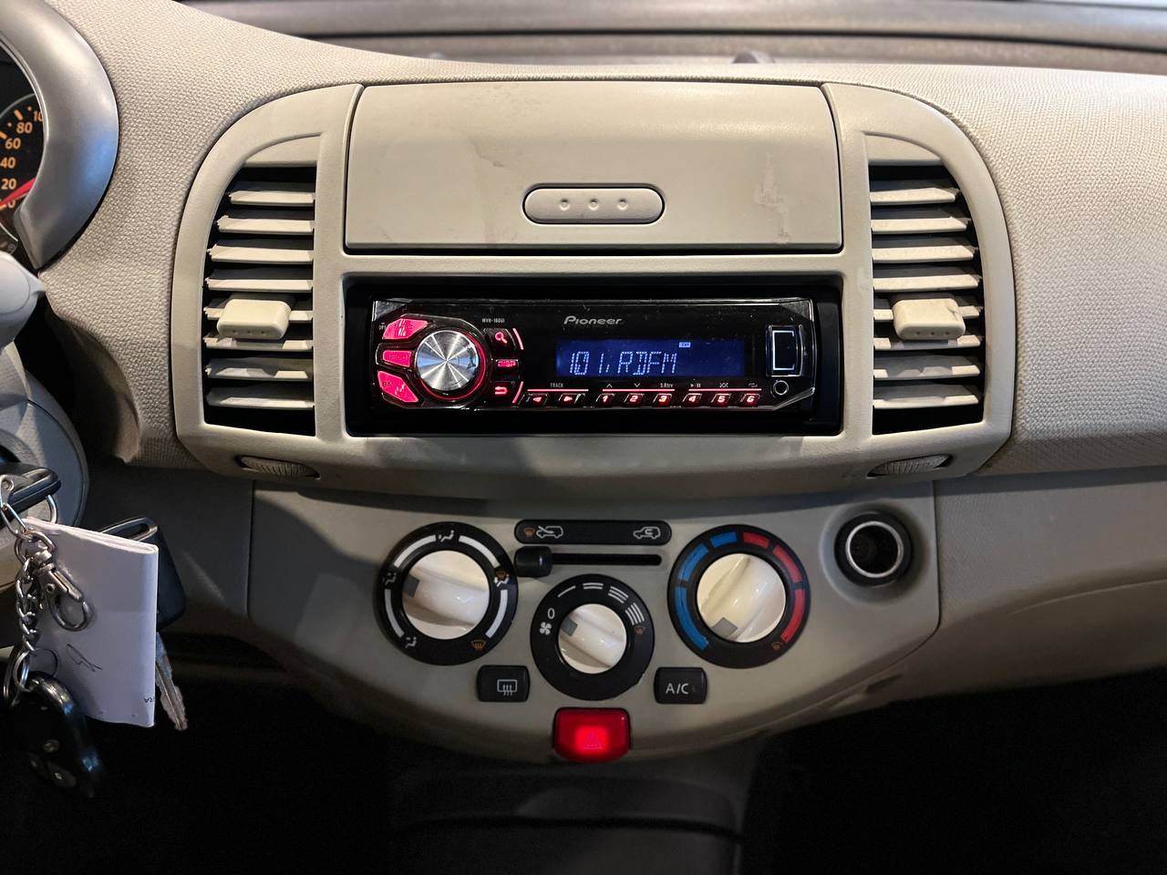 NISSAN MICRA