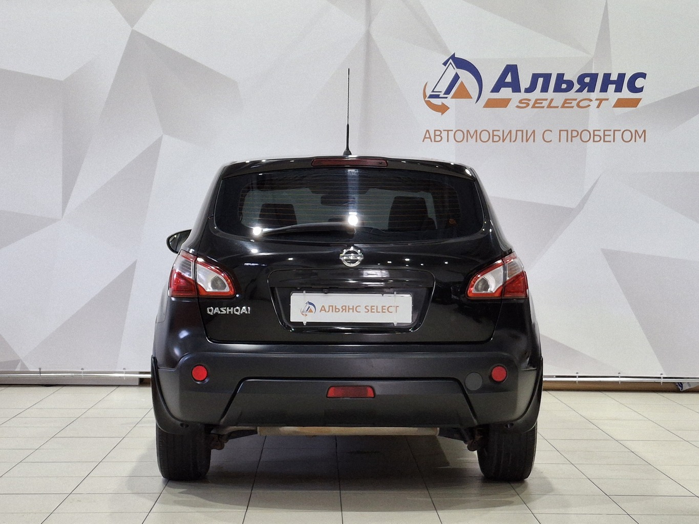 NISSAN QASHQAI 2010 г.