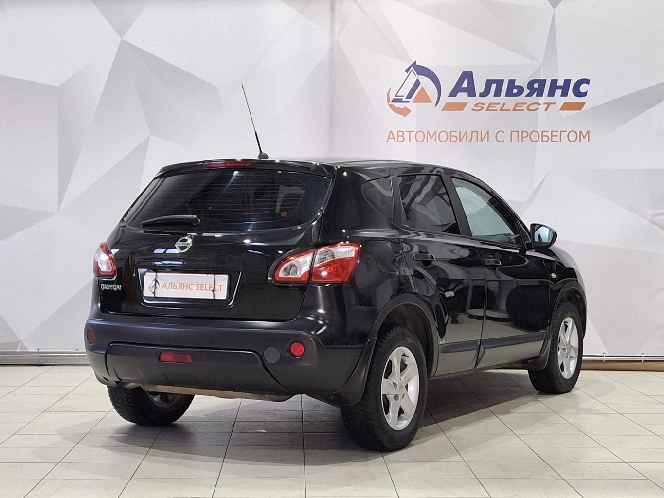 NISSAN QASHQAI 2010 г.