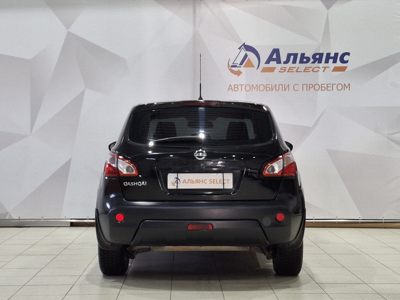 NISSAN QASHQAI 2010 г.