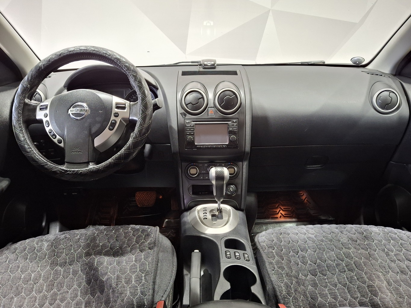 NISSAN QASHQAI 2010 г.