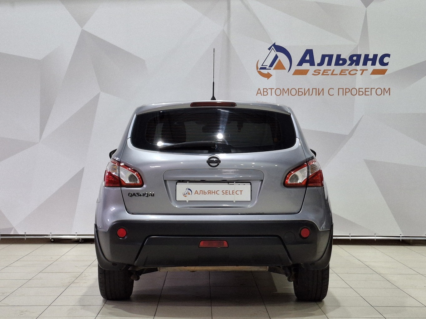 NISSAN QASHQAI 2010 г.