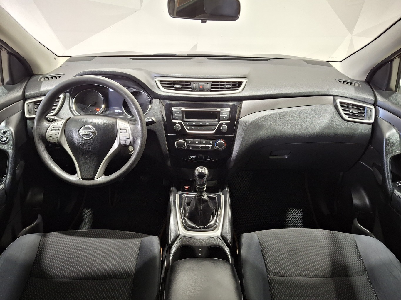 NISSAN QASHQAI 2014 г.