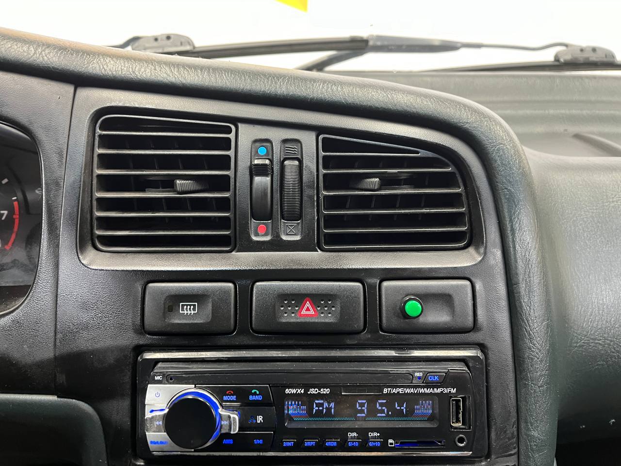 NISSAN PRIMERA