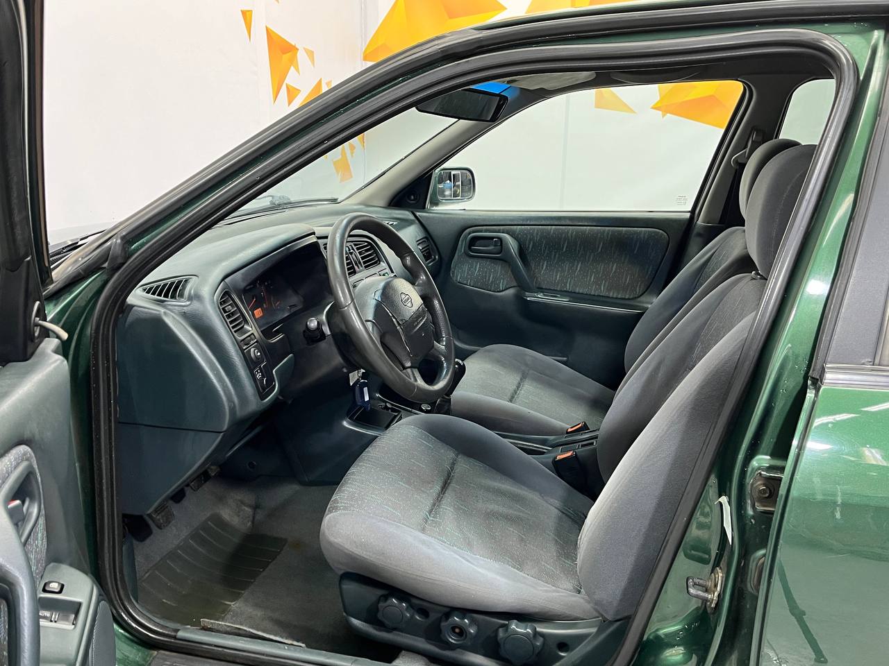 NISSAN PRIMERA