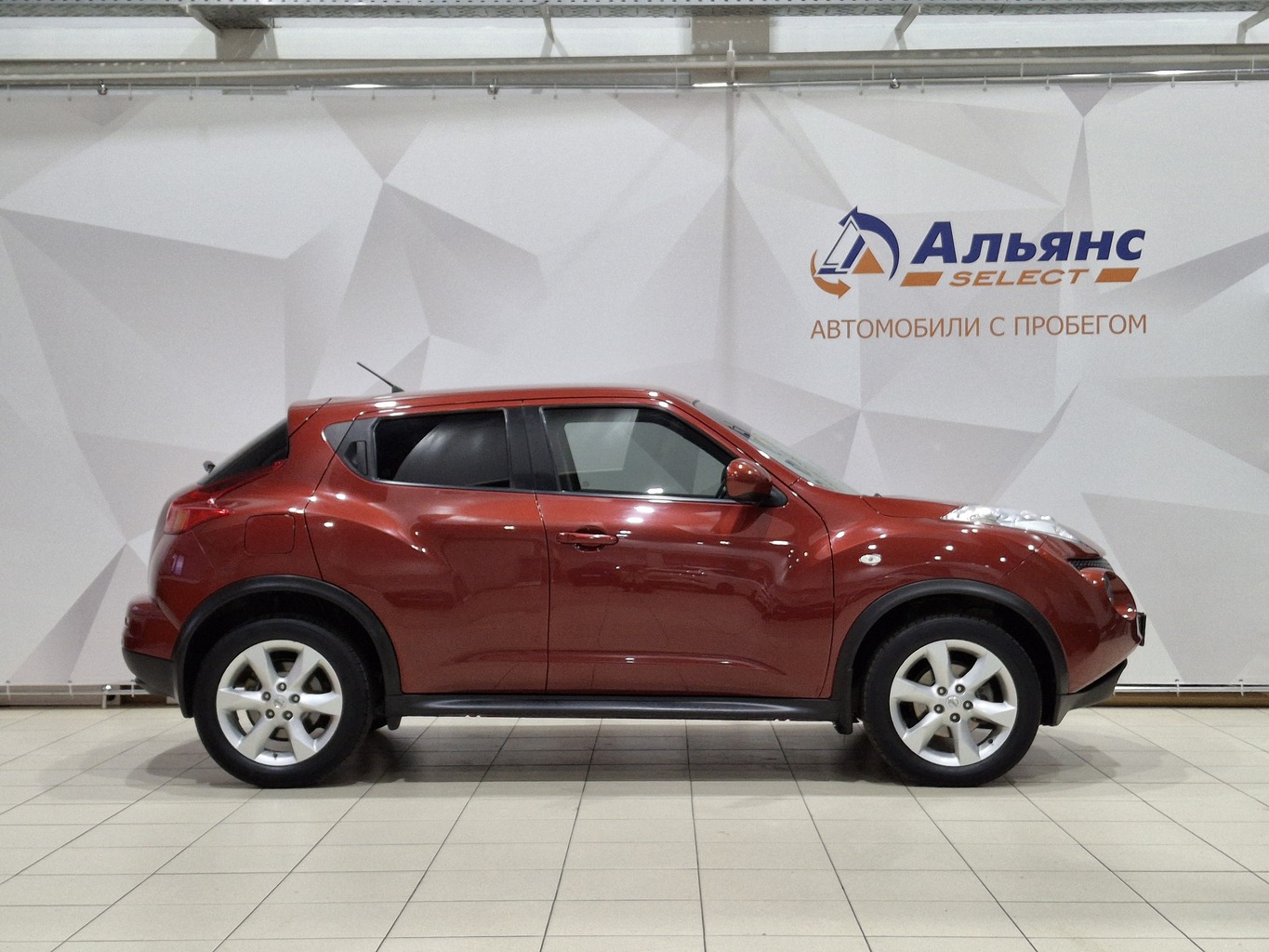 NISSAN JUKE