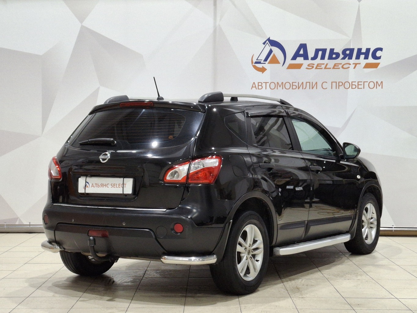 NISSAN QASHQAI 2011 г.