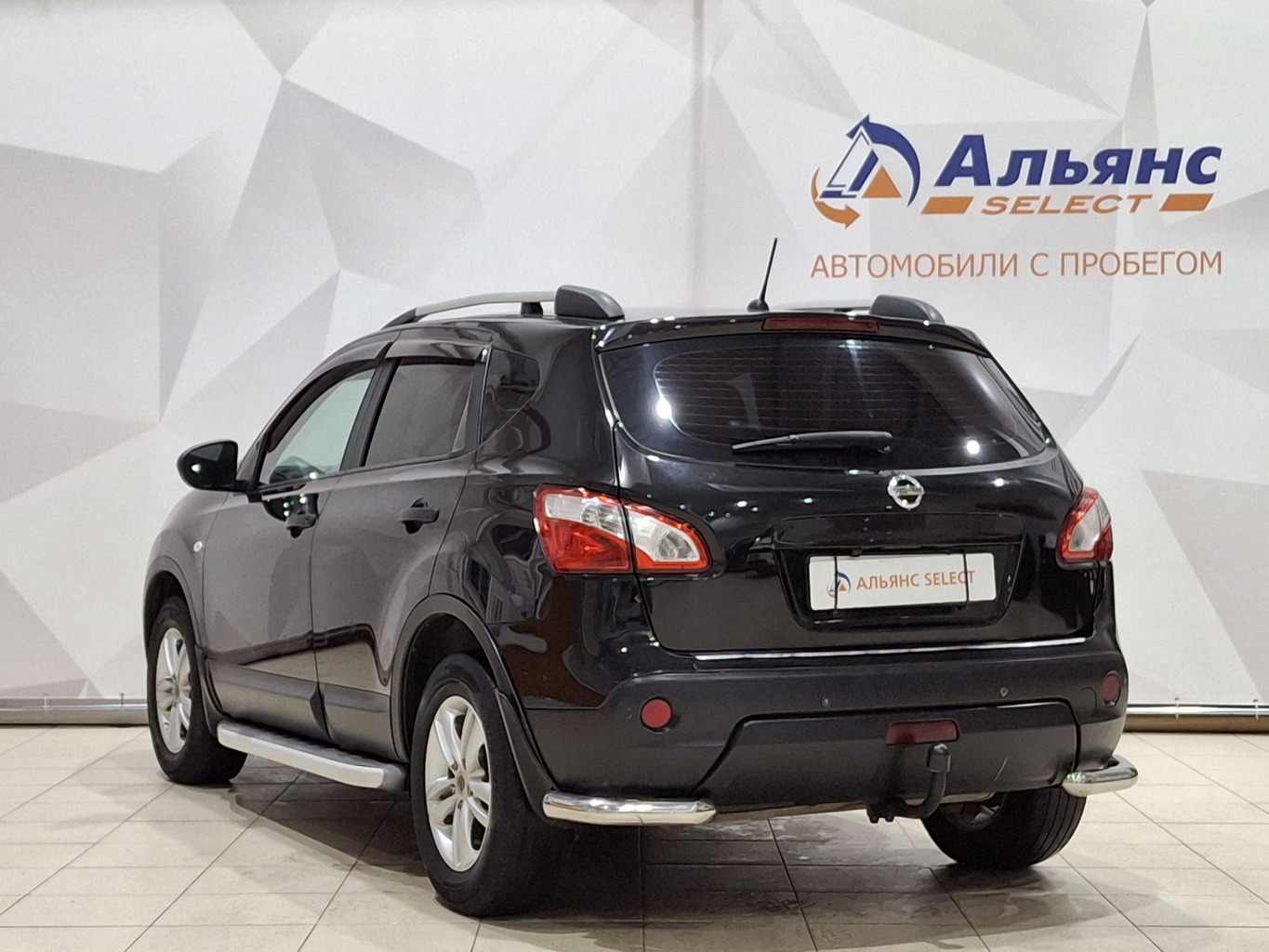 NISSAN QASHQAI 2011 г.